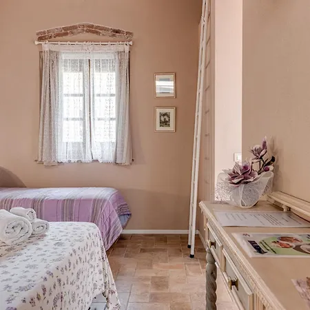 La Bellaia Con Giardino A Empoli